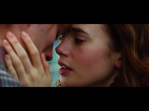 Love Rosie (2014) Alex & Rosie Airport Hug