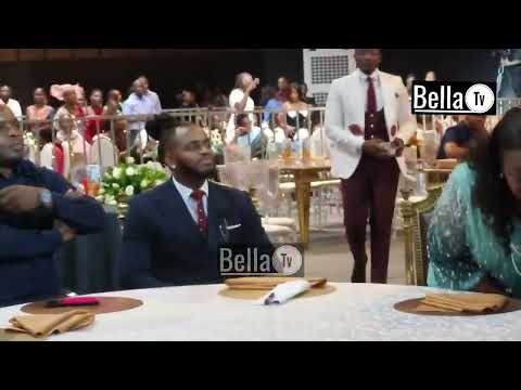 Vocal La Bella Kombo Lamrudisha Diamond Ukumbini Tazama Alichokifanya.