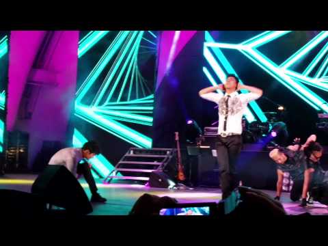 150502 - TVXQ "Catch Me" Live at KTMF L.A.