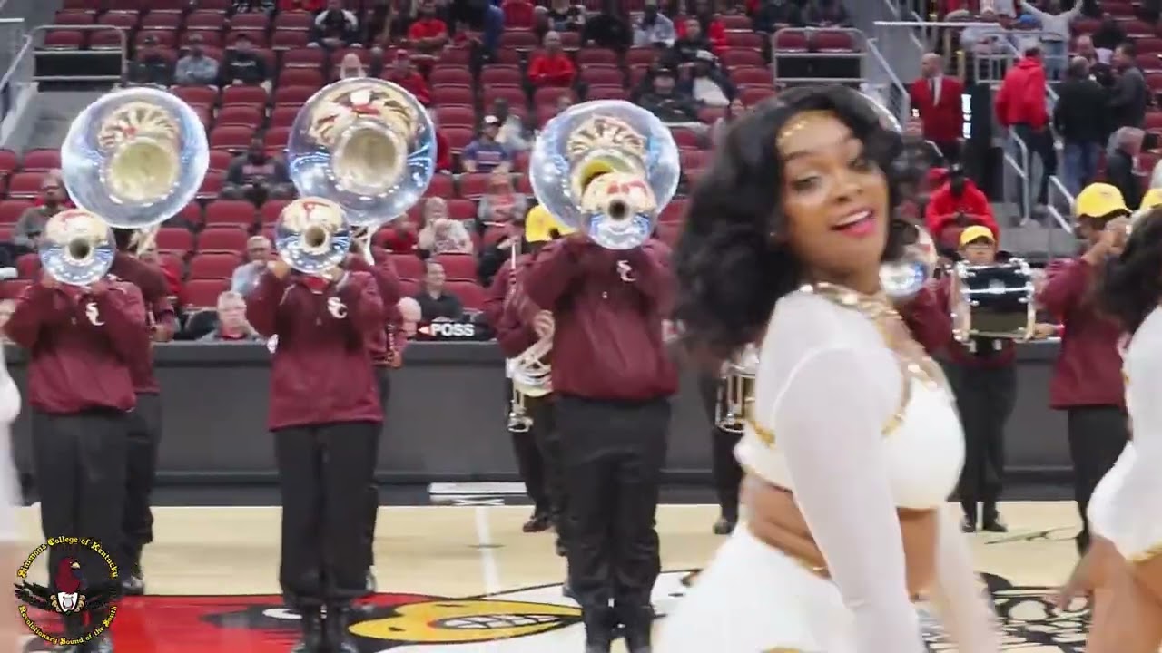 Simmons vs UofL Halftime Show