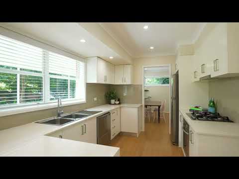 2 Ash Place, Lugarno, NSW 2210, 4 침실, 3 욕실, House