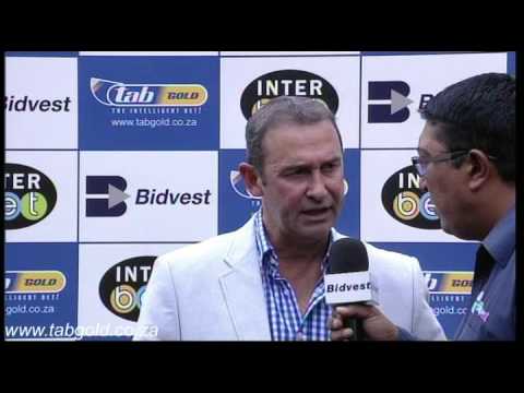 20151014 Greyville Race 3 won by MR WINSOME