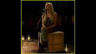 Danielle Bradbery - Never Like This (Lyrics)