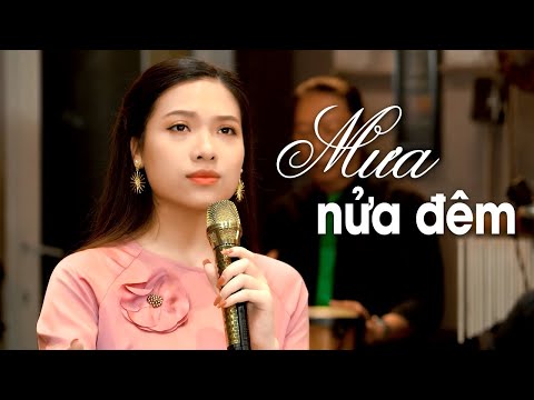 Mưa Nửa Đêm - Trang Hạ (4K MV)
