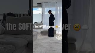 Download lagu My new obsession: the Mellow Matt from Neptune Blanket ☁️ #asmr #asmrunboxing #homedecor #cozy mp3