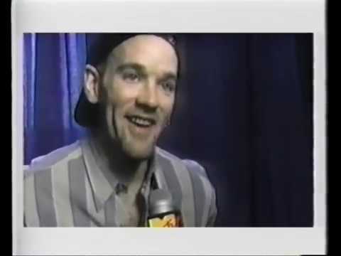 R.E.M. 1992 - MTV News, MTV, USA (Choose or Lose)