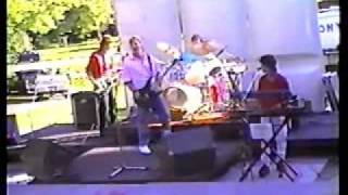 Hold U Tight - This Way Diamondz In The Rough @ The Forest Park Amphitheater - 1987