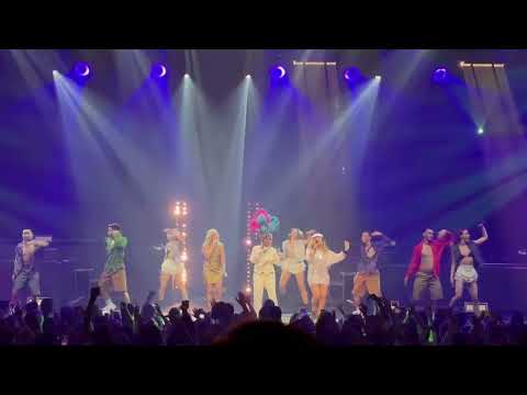 Salomé de Bahia & Assia -Lambada & Tis the Night Away - I Got a Feeling Concert 2024 - Dôme de Paris