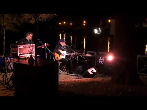 Honza Křížek a Acoustic trio - Bratříčku zavírej vrátka (K.Kryl), Písek, 29.9.2021