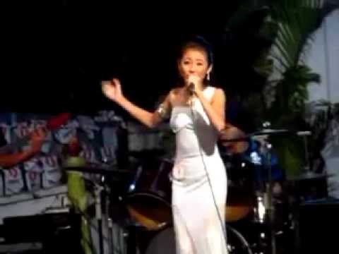 Ruchelle Manalang - One Moment In Time (Whitney Houston, cover)