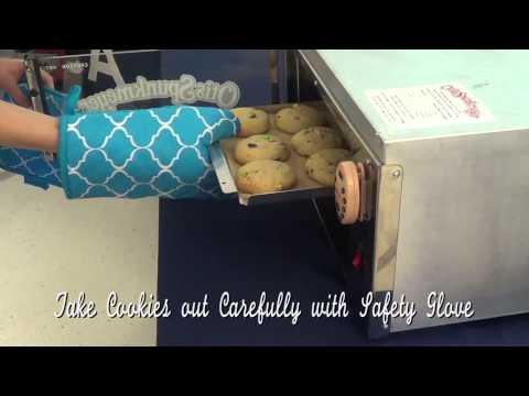 download lagu mp3 mp4 Otis Spunkmeyer Chocolate Chunk Cookies, download lagu Otis Spunkmeyer Chocolate Chunk Cookies gratis, unduh video klip Otis Spunkmeyer Chocolate Chunk Cookies