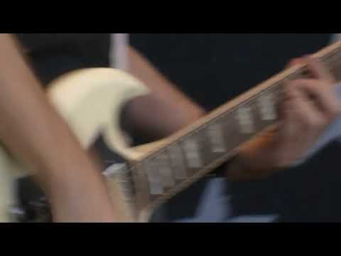 Anti-Flag - Should I Stay Or Should I Go (Live '09)