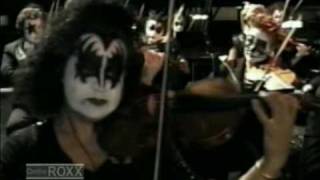 Kiss I was made for loving you Video