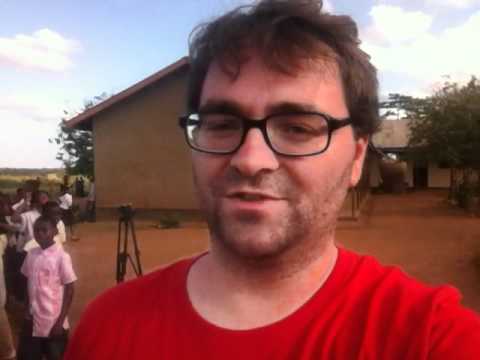 MyJourney Tansania - Hockey spielen in Sindeni mit dem #Twishirt