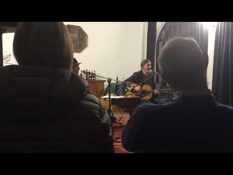 Lorenzo Monguzzi canta Blowin` In The Wind di Bob Dylan