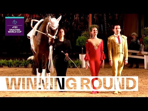 Successful Pas-De-Deux title defence | FEI Vaulting World Cup™ FINAL