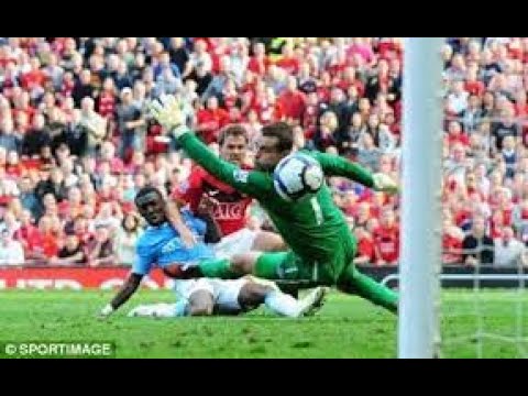 Michael Owen with a crazy last minute goal |Man Utd vs Man city (2009/10 premier league match)