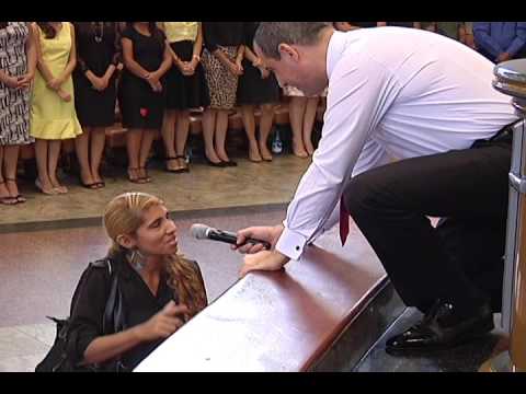 Homem que não andava passou a andar através da Gota do Milagre.