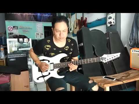 WIRA VERSUS GAVIN GUITAR COMPETITION #wiravsgavin Reza Chandra-banyuwangi