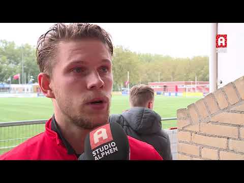 Milan Stiphout na Alphense Boys - RKAVV en over Kelvin Maynard