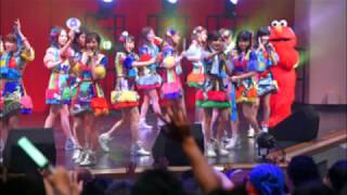 AKB48、USJ“常駐”ライブ開幕