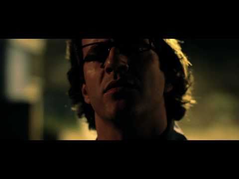 Thumbnail of the video: Trailer Oficial - Toque de queda La Película
