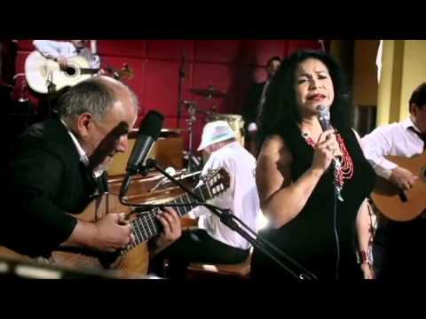 Inti-Illimani Histórico y Eva Ayllón - Valparaiso