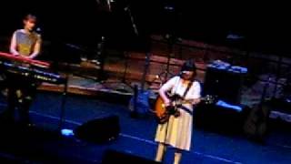 Camera Obscura - Country Mile (Live in Singapore)