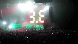 Faithless - Machines R Us﻿ @ Paleis 12/Palais 12 (12/12/2015)