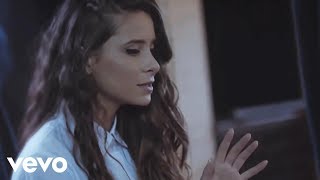 Camila Gallardo - Más De La Mitad