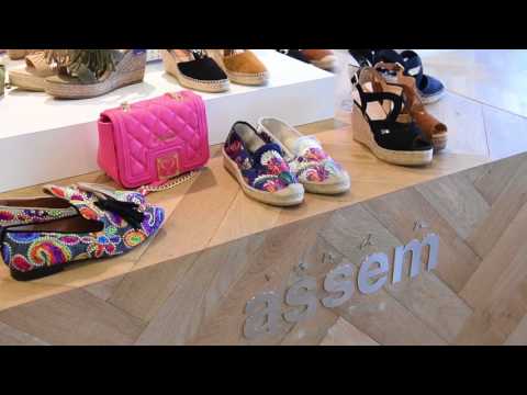 Van den Assem Schoenen - Voorwinden Modemall - 's-Gravendeel