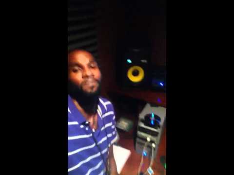 Teko Ft. Tajji - Fallin' (Redboom In The Studio Pt. 3)