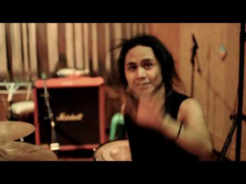 making my first etude KEREN !!!