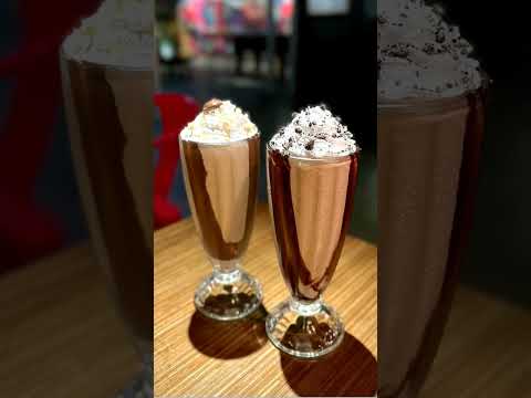 Chocolate shake Subscribe for more videos #youtubeshorts #foodmedia #yummy #tasty #delicious #yum