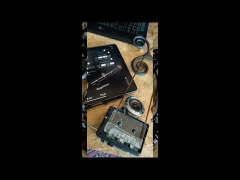 UILLEANN PIPES DRONES TAPE LOOP {Irish pipes cassette tape loop}