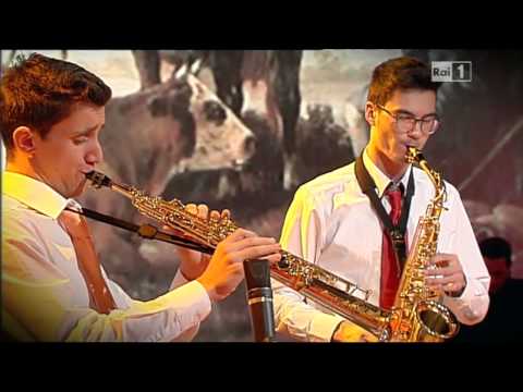 Oblivion (A. Piazzolla) - The Ties Sax Quartet - Rai 1 Uno Mattina
