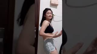 Goyangnya bisa lentur gitu ya ?? #shorts#tiktokdance#viraltiktok2021