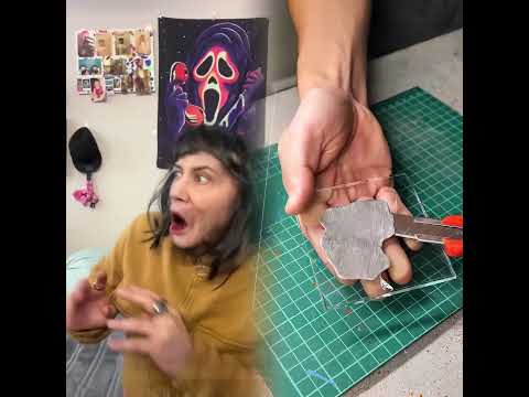 When mom has a guest over💀🤣#funnyvideo #comedy