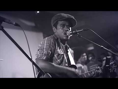 ARAY DAULARAY DAULAY  & THE ISLAND SOULS 'COMPASSION' LIVE AT DEUS EX MACHINA (BALI)