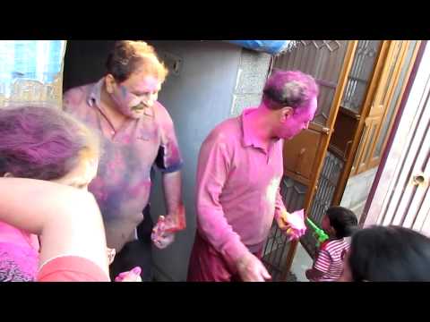 HOLI 2011