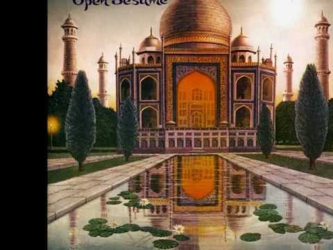 Videoclip de Open Sesame (Club Remix) — Kool & The Gang