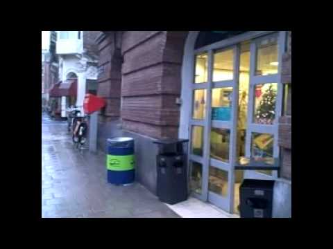 Het Klokhuis - De ondraaglijke traagheid van het bestaan