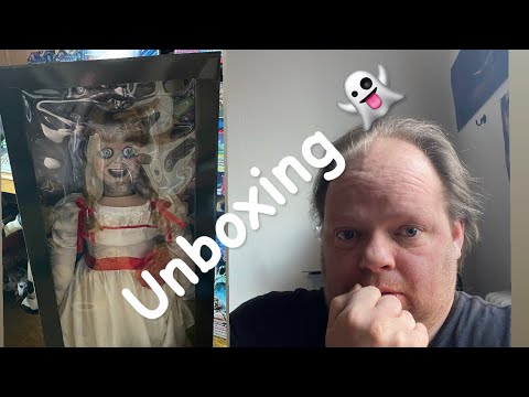 Unboxing Conjuring Annabelle 1 : 1 ( Deutsch ) Trick or Treat Studios