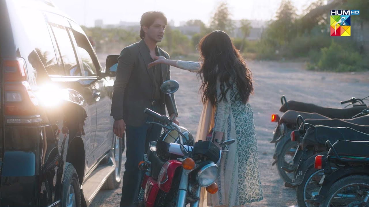 Tum Ameer Admi Itny Maghroor Kiyun Hoty..? #neelikothi - HUM TV