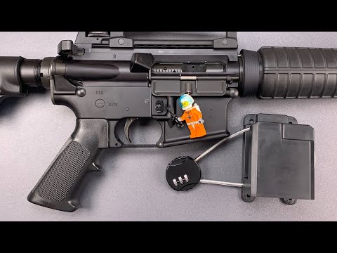 1024】レゴ宇宙飛行士でAR-15ロックを撃破! ([1024] AR-15 Lock Defeated With LEGO Astronaut!)