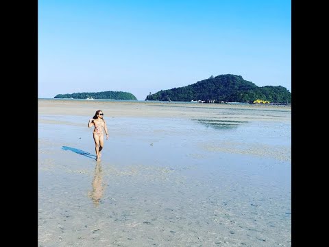 "DREAM WITHOUT FEAR, LOVE WITHOUT LIMIT BEACH LIFE"