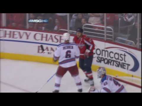 Wade Redden vs Chris Clark