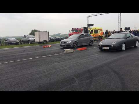 Audi RS 3 ( 400HP) vs Fiat Coupe 2.0 20v turbo ( 220HP) - 1/4 Meilen Rennen - 1/4 mile drag race