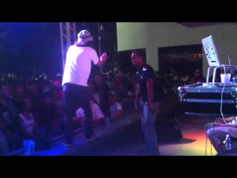 CRV - Batalla de Gallos RedBull Venezuela 2015 - 2da Ronda - El menor men Vs Kechu