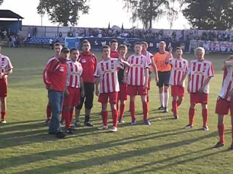 DERBY ! Radość po meczu z piłkarzami